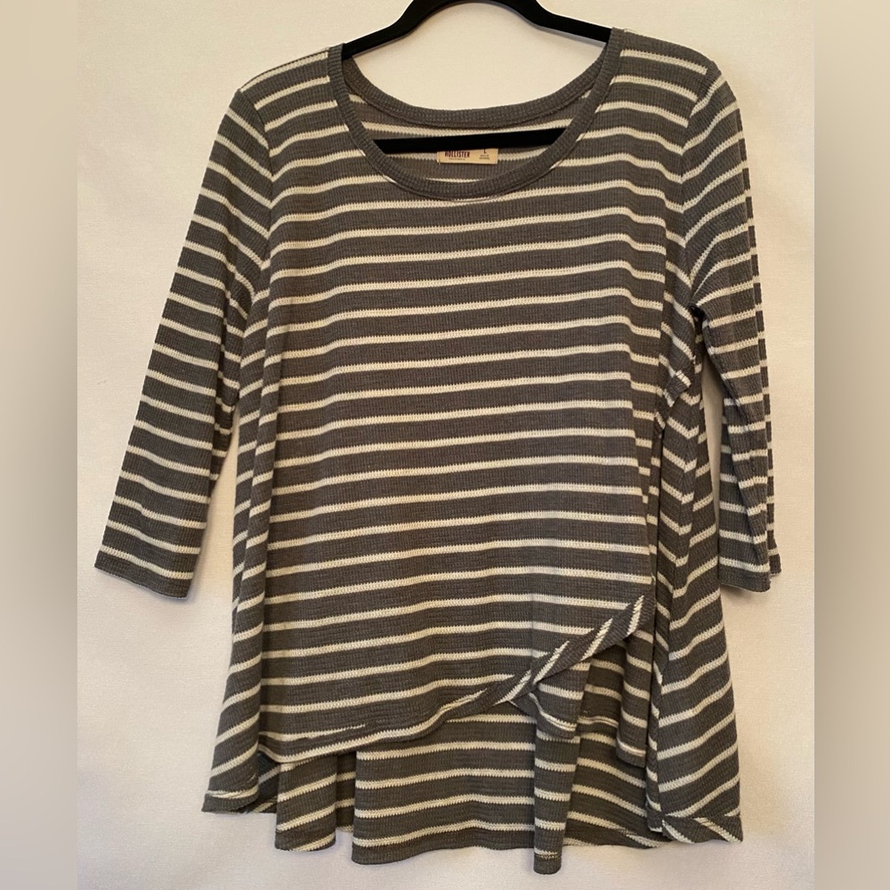 Hollister Stripped Knit Quarter Sleeve Shirt